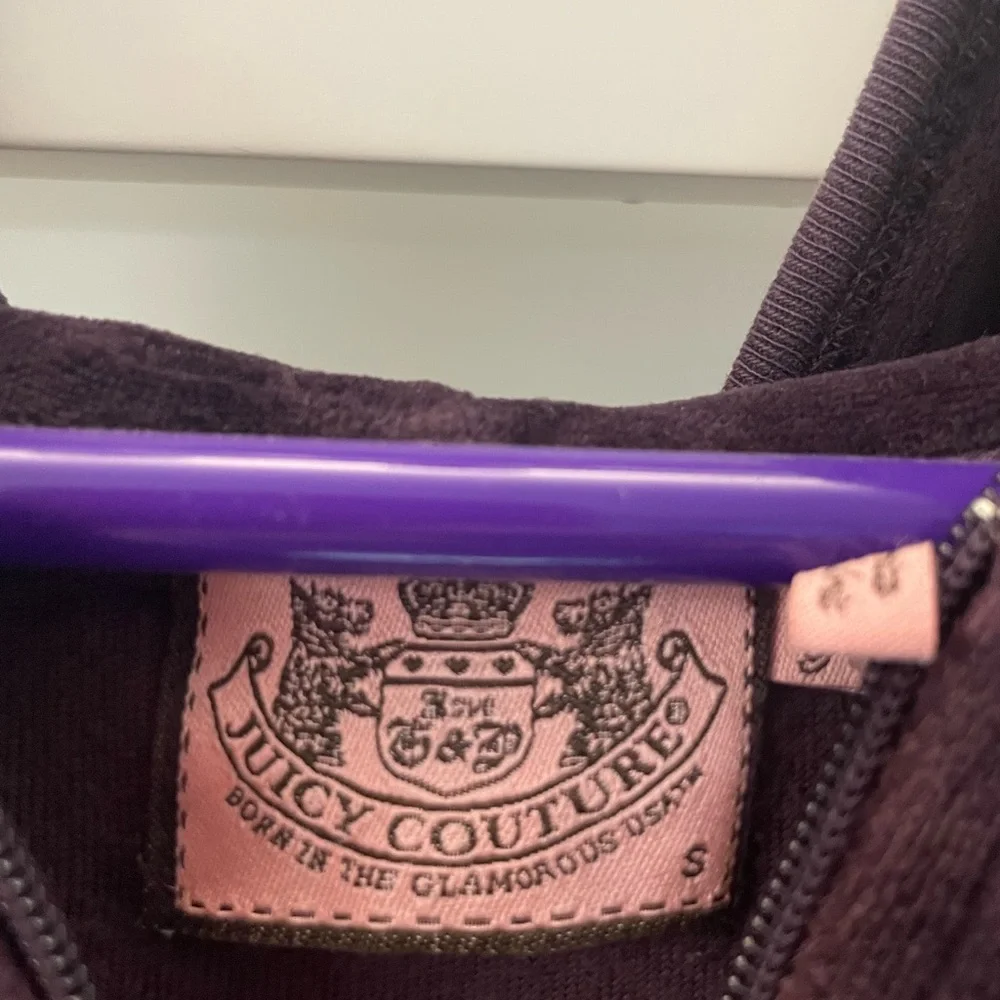 Juicy Couture Women’s Dark Purple and Grey Zip-Up Sweater Bundle 2 Size Small - Picture 3 of 6